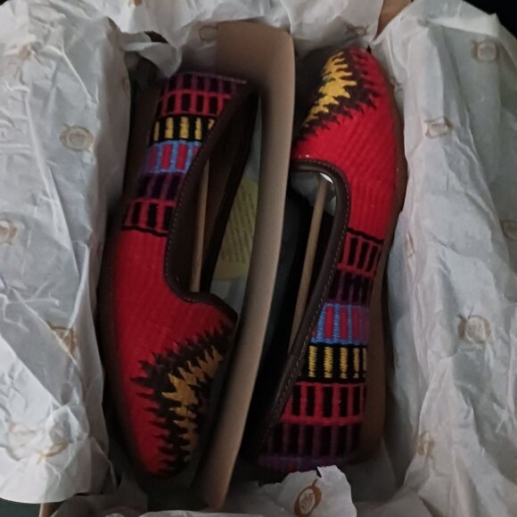 NEW Born Giselle Knit Leather Textile Loafers Red Multi Size 6.5 Western Flats - Picture 9 of 10